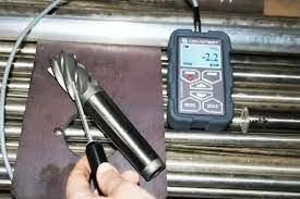 دستگاه گاوس متر یا مغناطیس سنج فوق حرفه ای ساخت شرکت ناوتست اکراین مدل NOVOTEST MF-1