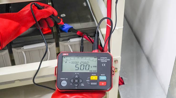 دستگاه تستر مقاومت عایق یا میگر  UNI-T UT503PV ( نمایندگی اصلی جوش آزما تجهیز 09120741826)