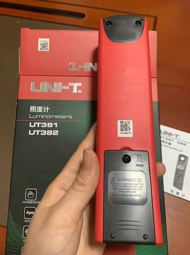دستگاه لوکس متر یا نور سنج حرفه ای یونیتی مدل UT381 ( نمایندگی اصلی جوش آزما تجهیز 09120741826)